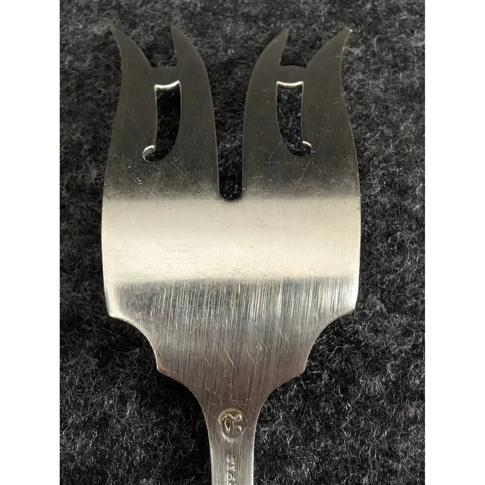 Durgin Gorham Fairfax Sterling Silver Serving Fork 6 Inch 30g Monogram HML 1910